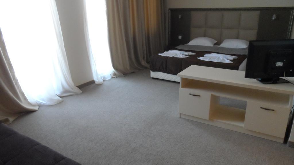 Kamenec Hotel Nesebar Buitenkant foto